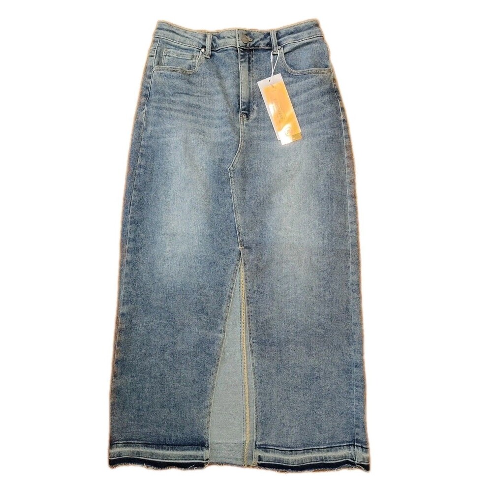 Risen Women's Long Maxi Jeans Skirt Size Large New With Tags Med Wash Frayed Hem